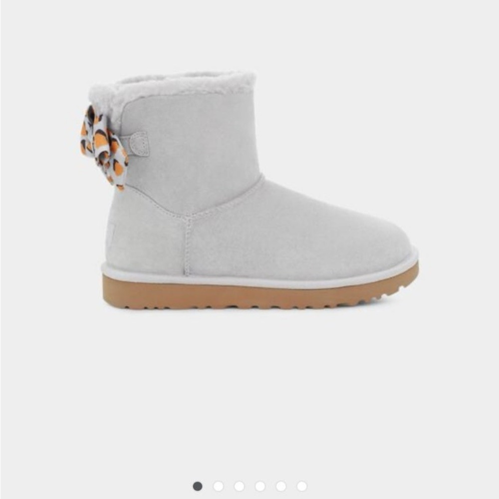 UGG Min Bailey Bow Retro Spots Gray Ankle Boots (New in Box)
